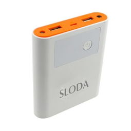 神龍達移動電源 10400mAh雙USB輸出，為iPhone、iPad、HTC、三星設(shè)備提供持久動力